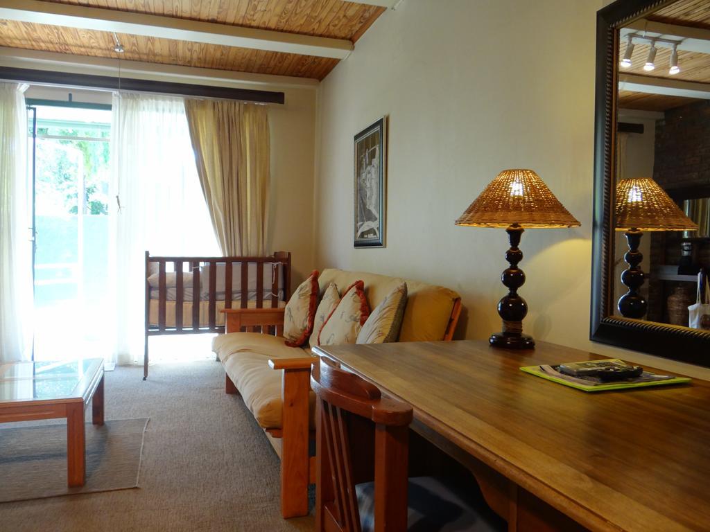 Agterplaas Guesthouse Pty Ltd Йоханнесбург Экстерьер фото